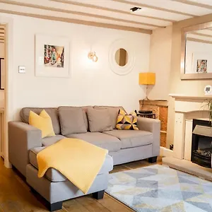 Pass The Keys Nook Centre Stunning Hidden Gem Holiday home Chester