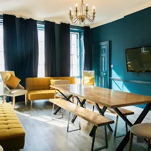 Tron Kirk Apartment Edinburgh